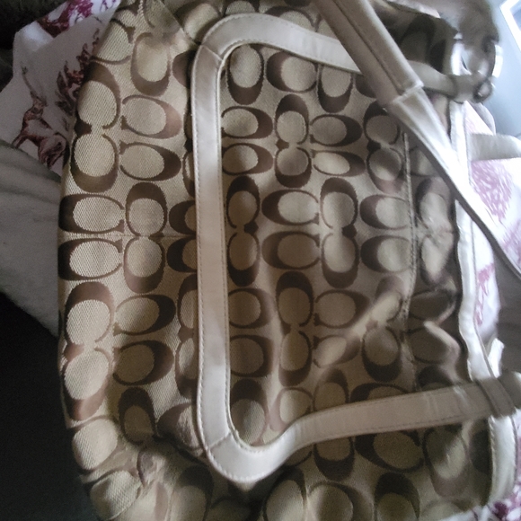 Coach purse - Picture 1 of 2